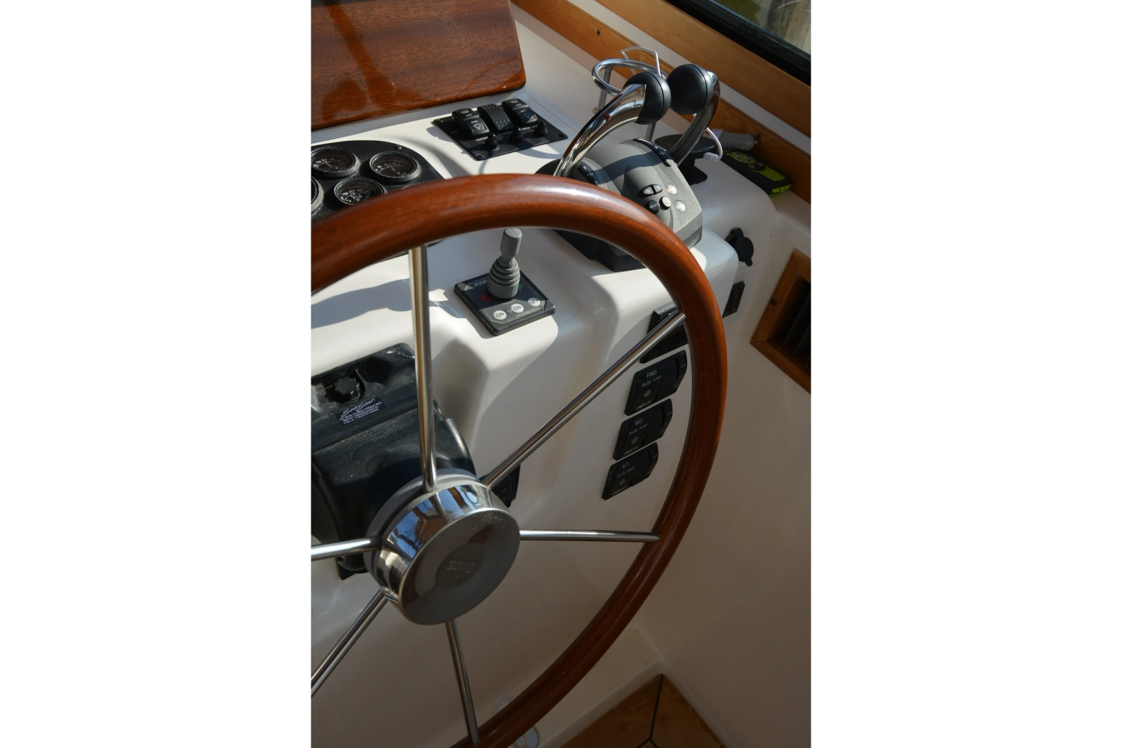 2005 Sabre 38 Express