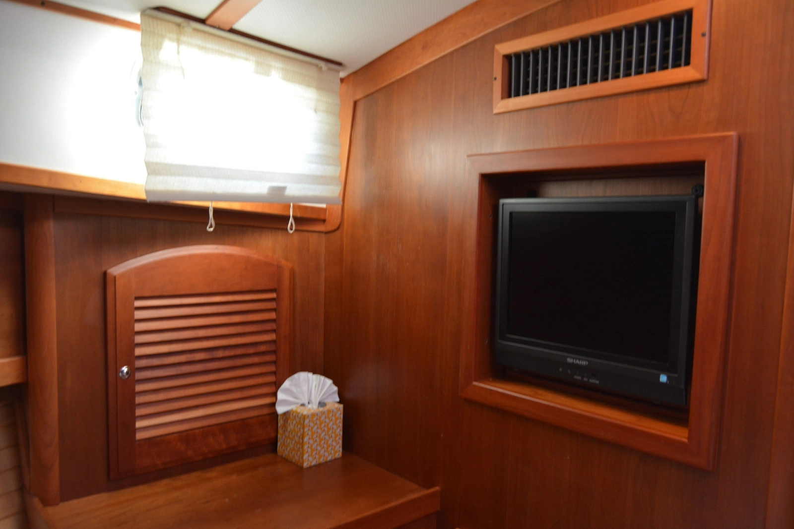 2005 Sabre 38 Express