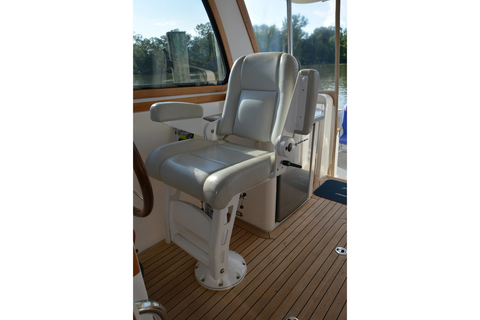 2005 Sabre 38 Express