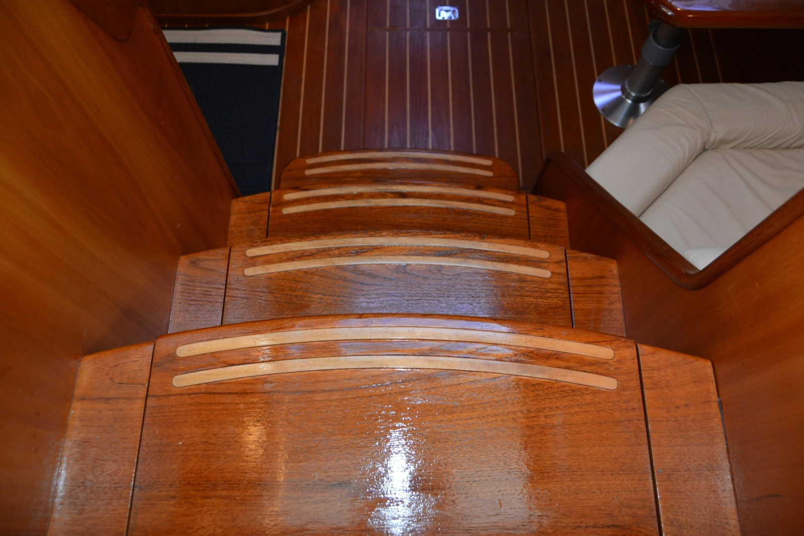 2005 Sabre 38 Express