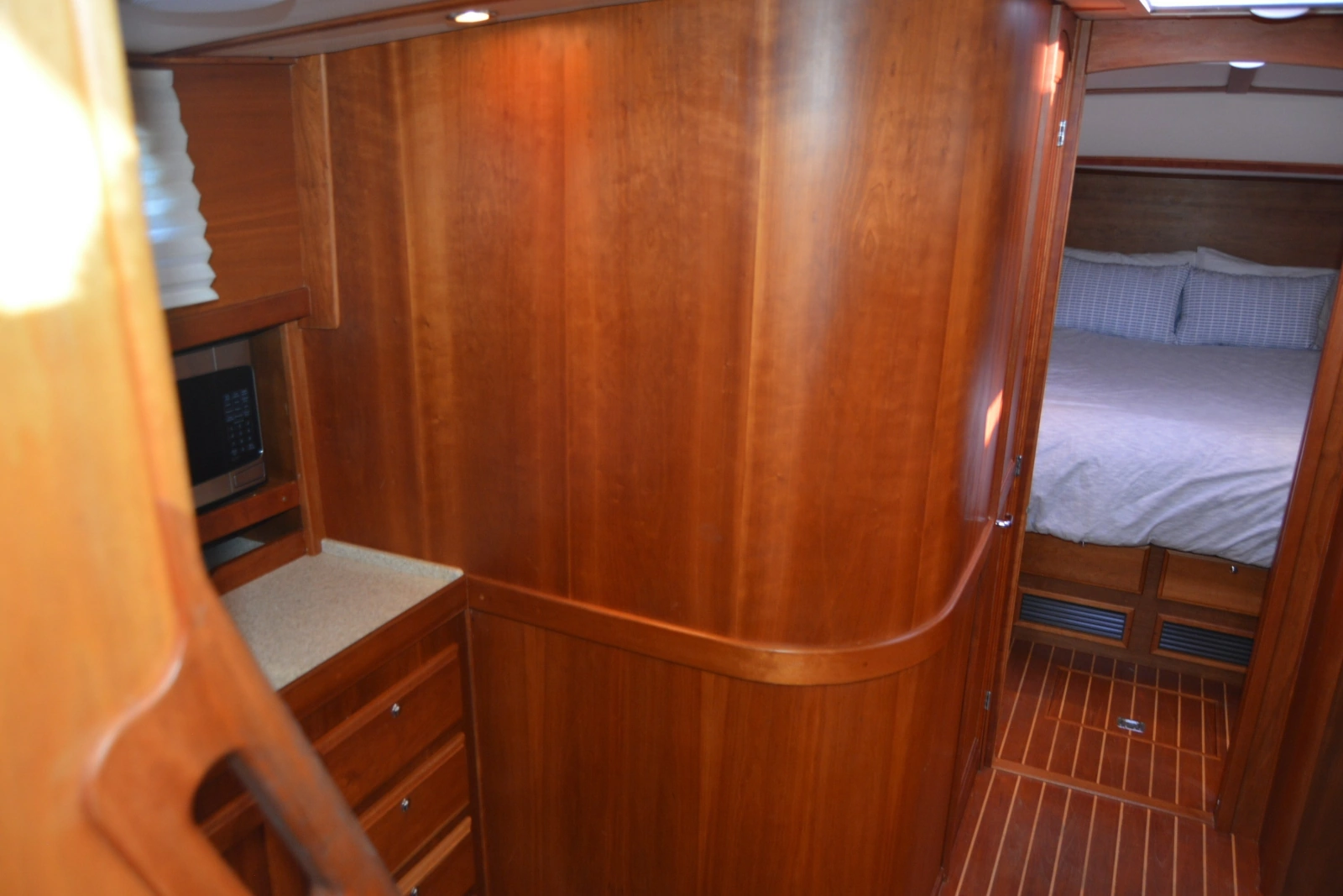 2005 Sabre 38 Express