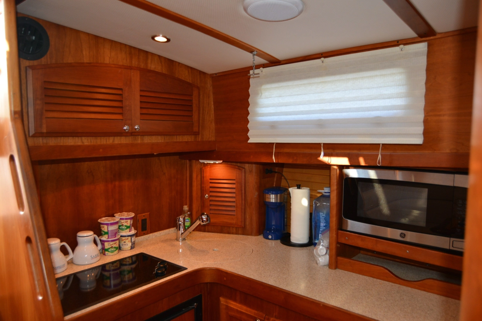 2005 Sabre 38 Express