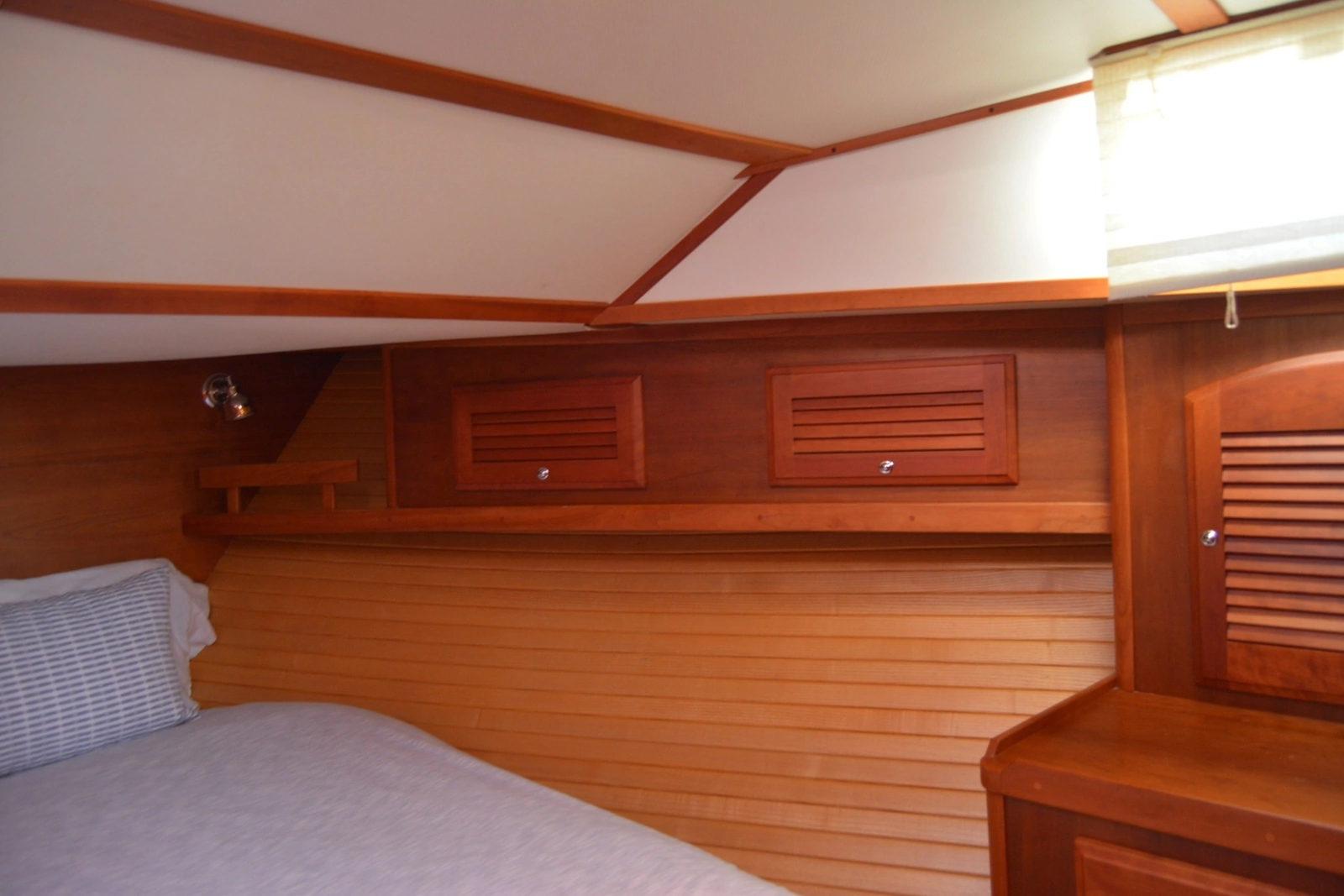 2005 Sabre 38 Express