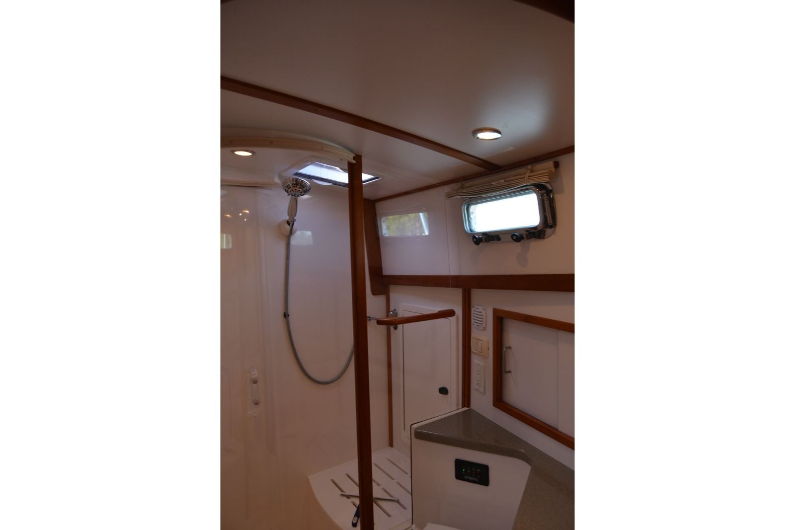 2005 Sabre 38 Express