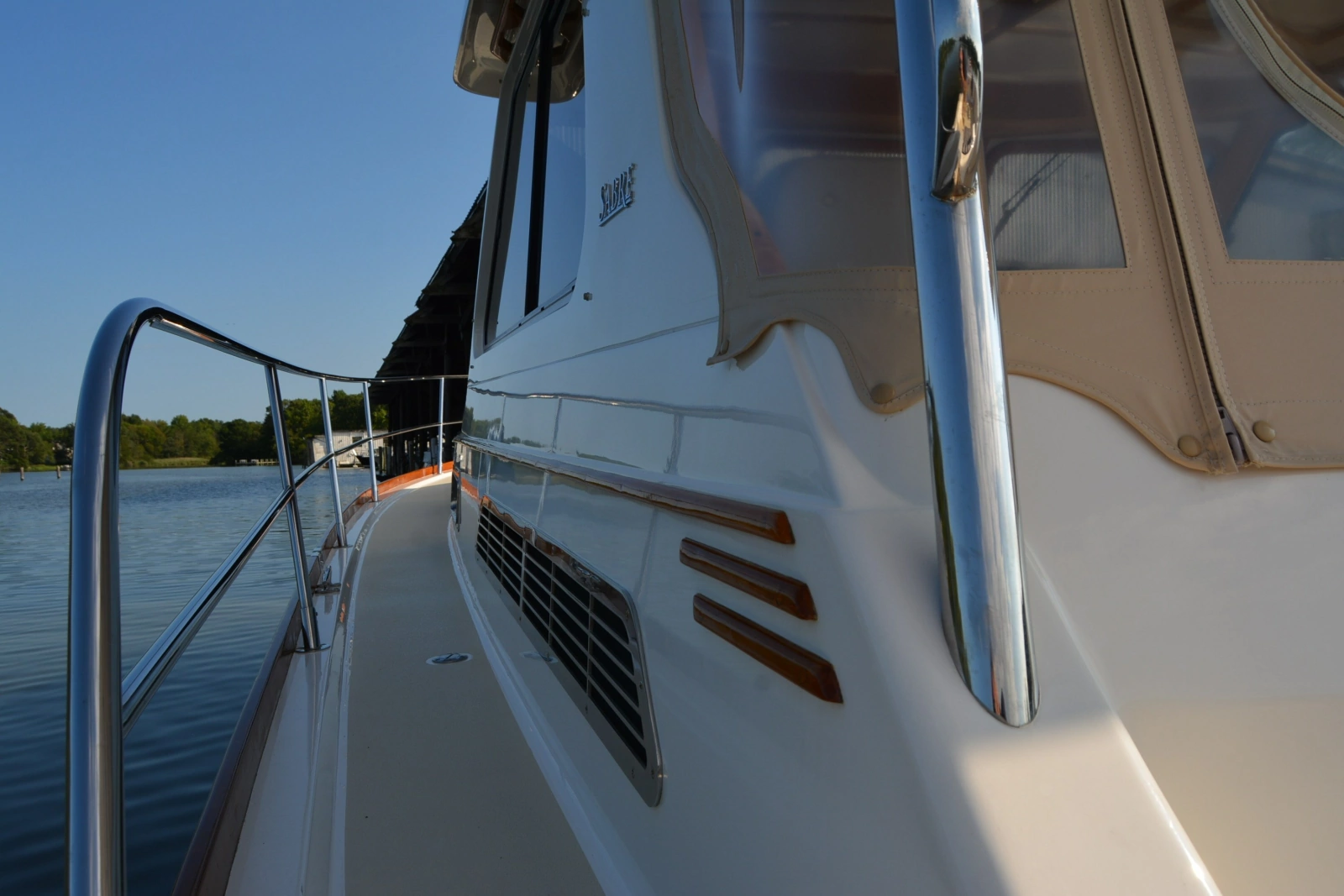 2005 Sabre 38 Express