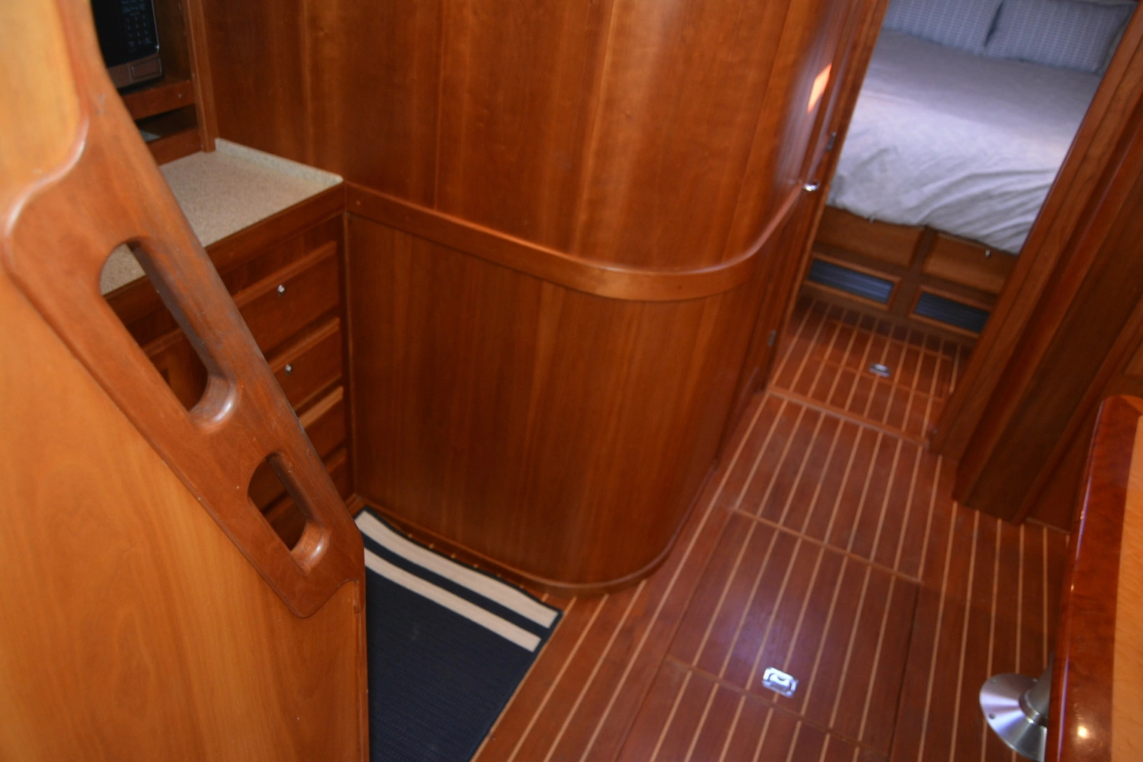 2005 Sabre 38 Express
