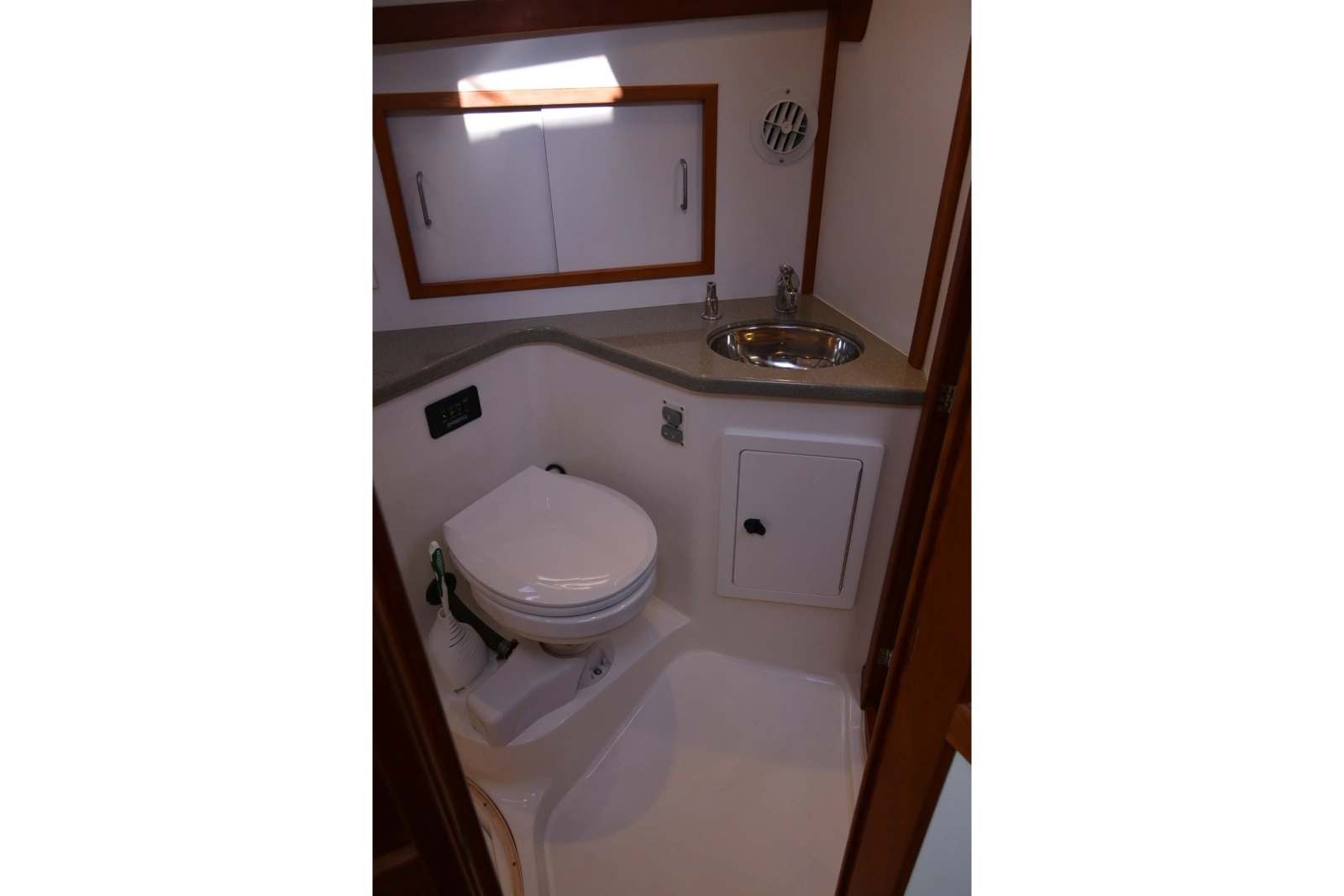 2005 Sabre 38 Express