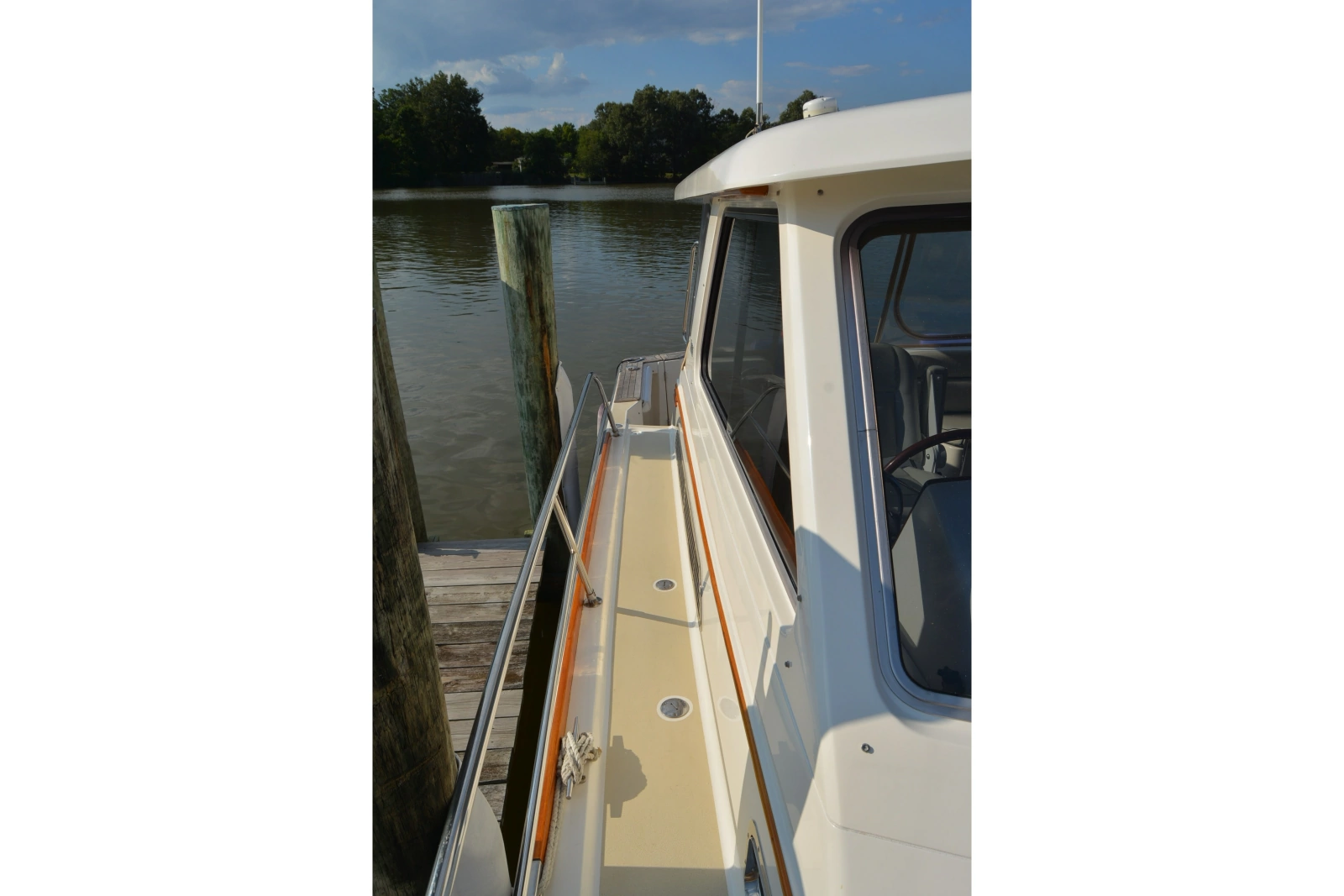 2005 Sabre 38 Express