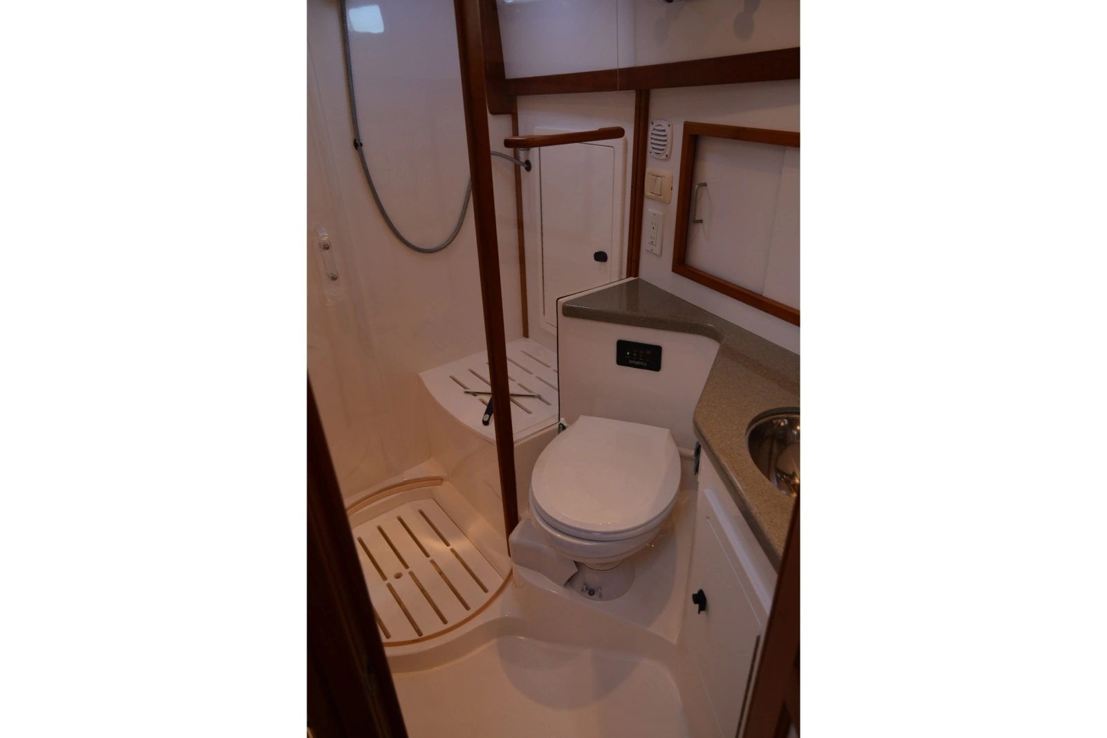 2005 Sabre 38 Express
