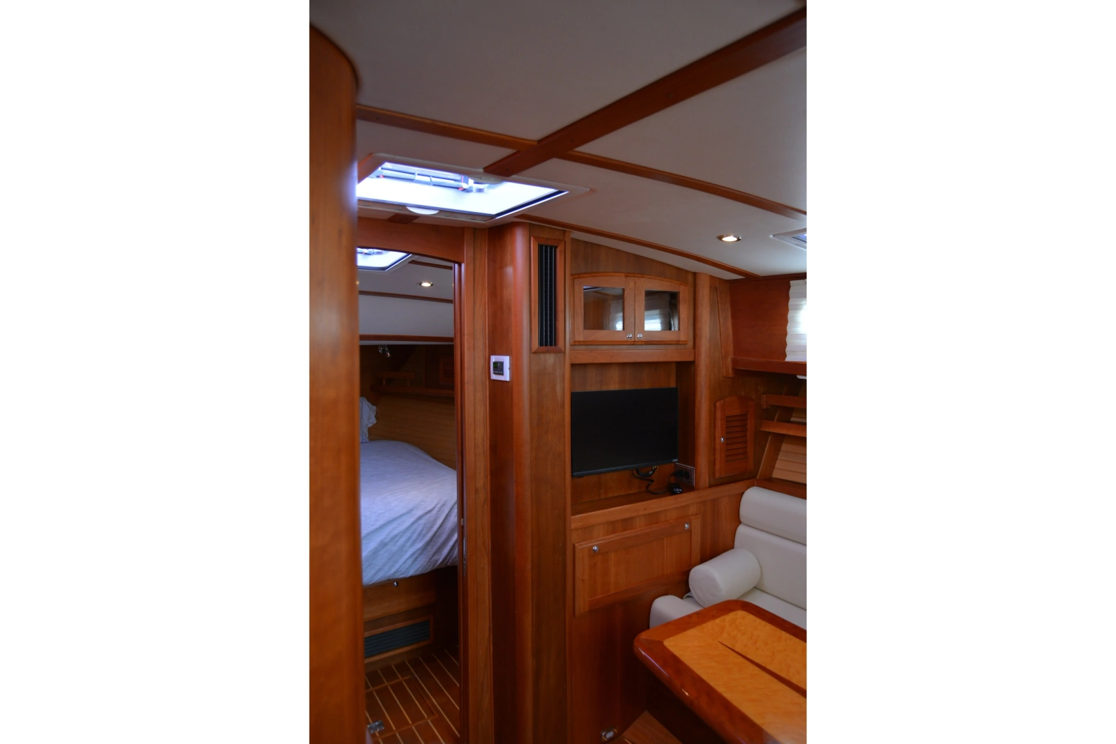 2005 Sabre 38 Express