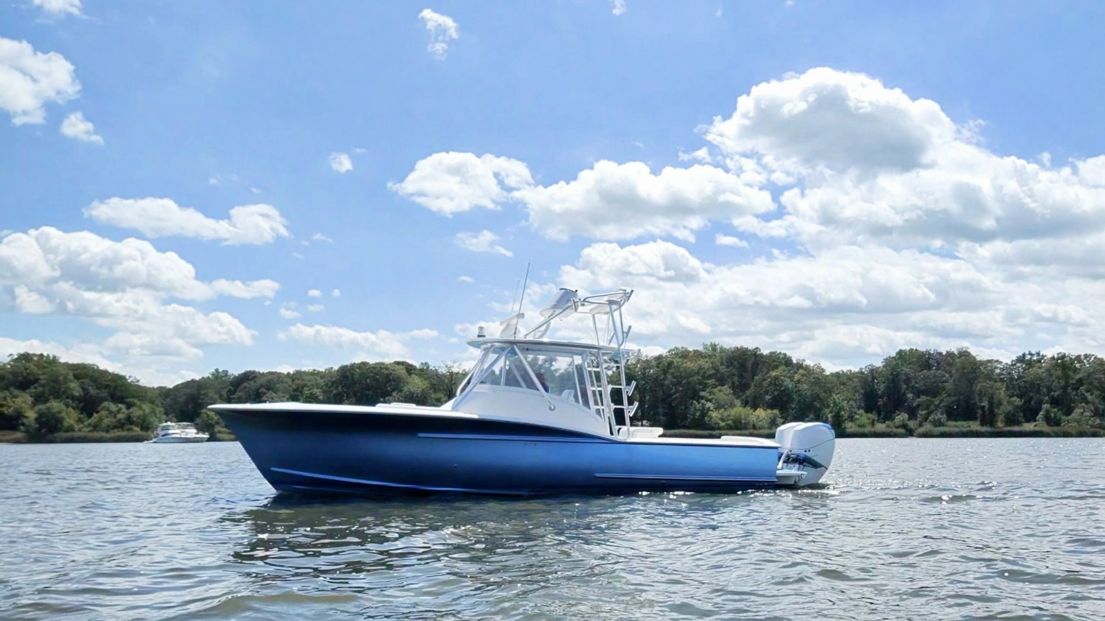 2008 Jarrett Bay 32 Walk Around
