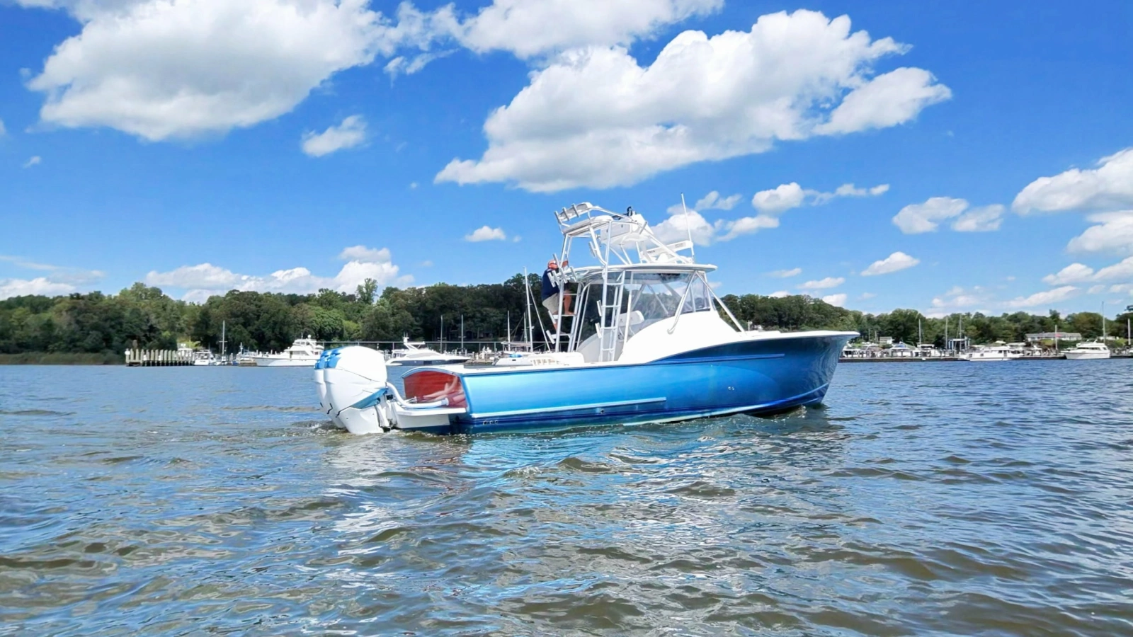 2008 Jarrett Bay 32 Walk Around