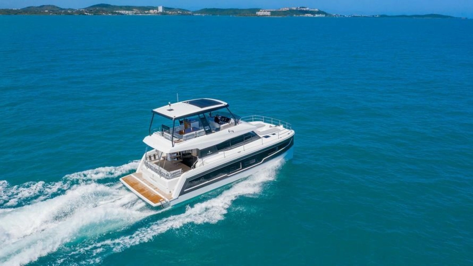 2020 Fountaine Pajot 