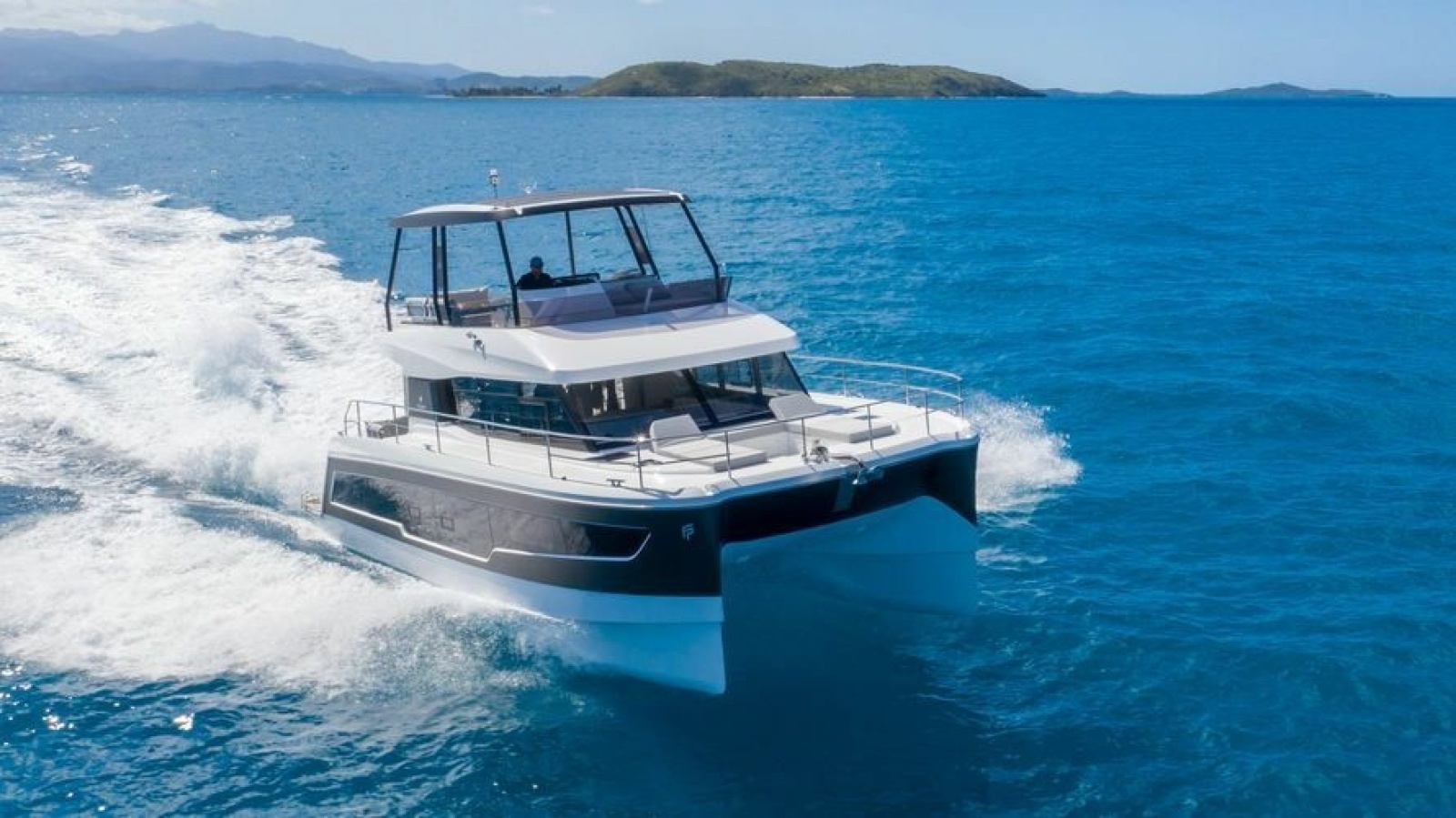 2020 Fountaine Pajot