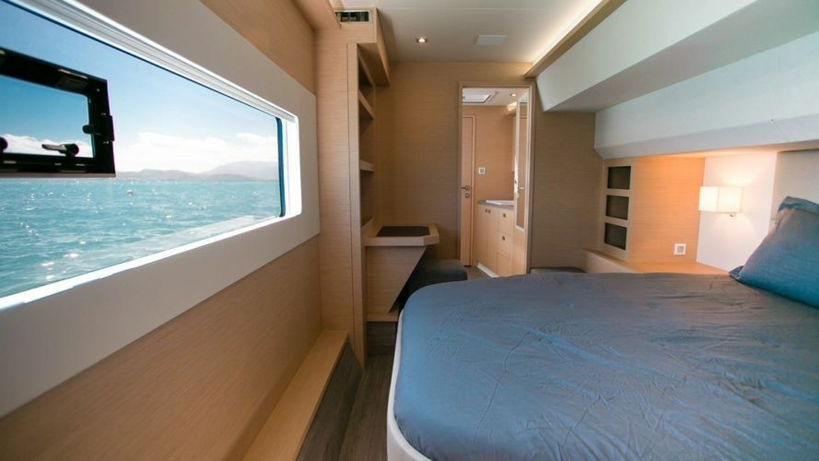 2020 Fountaine Pajot
