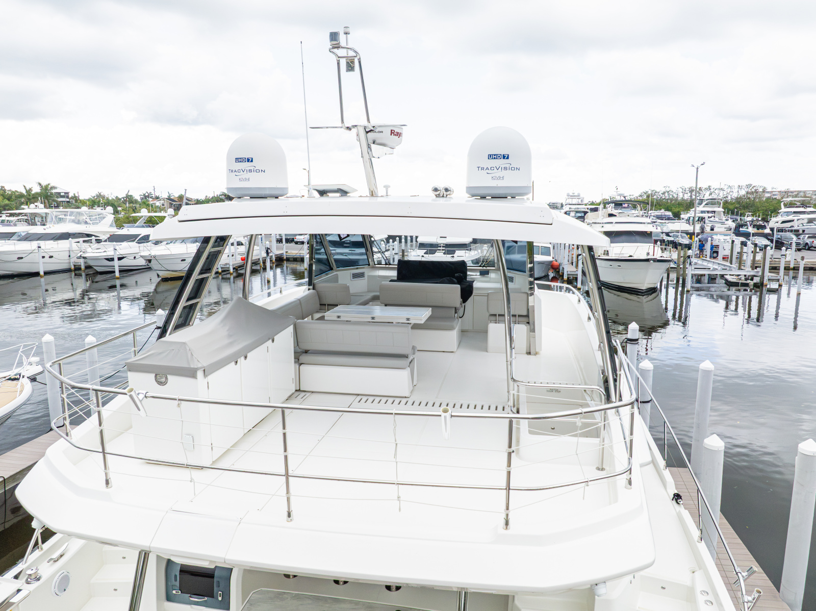 2023 Aquila 54 YACHT