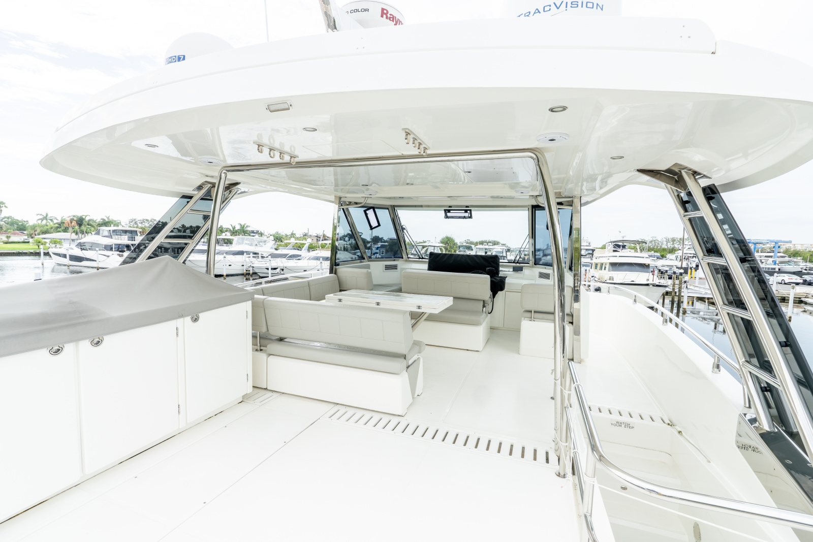 2023 Aquila 54 YACHT