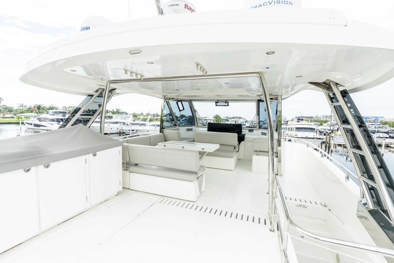 2023 Aquila 54 YACHT
