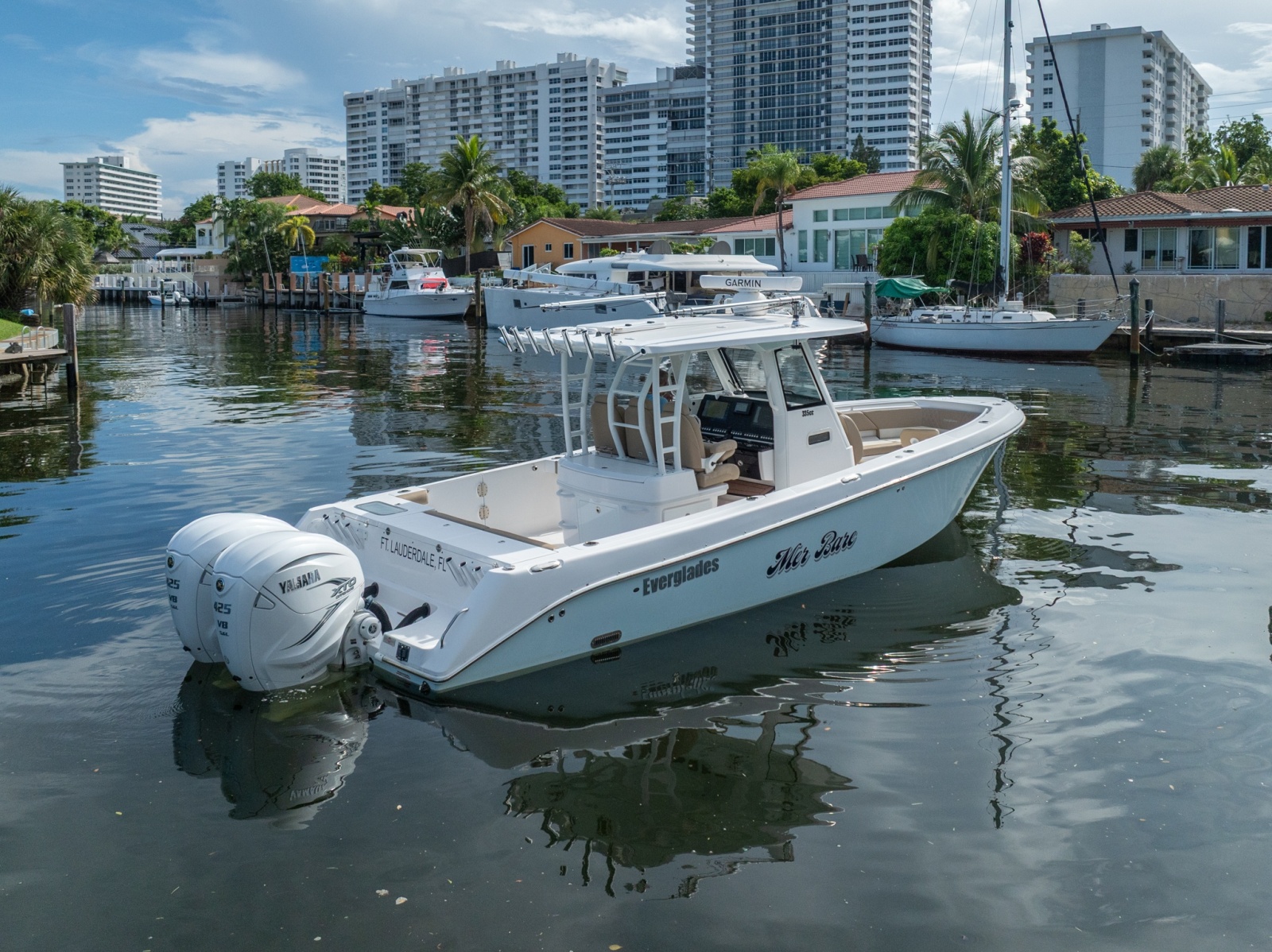 2020 Everglades 355 CC