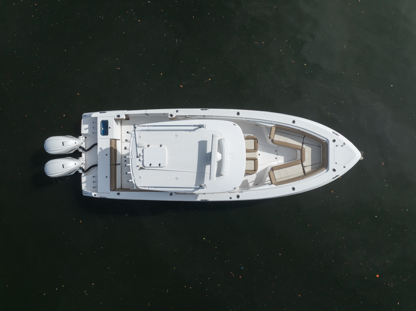2020 Everglades 355 CC