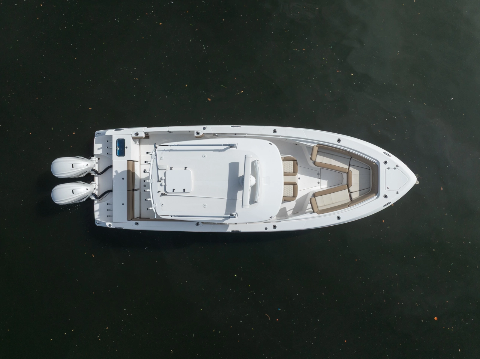 2020 Everglades 355 CC