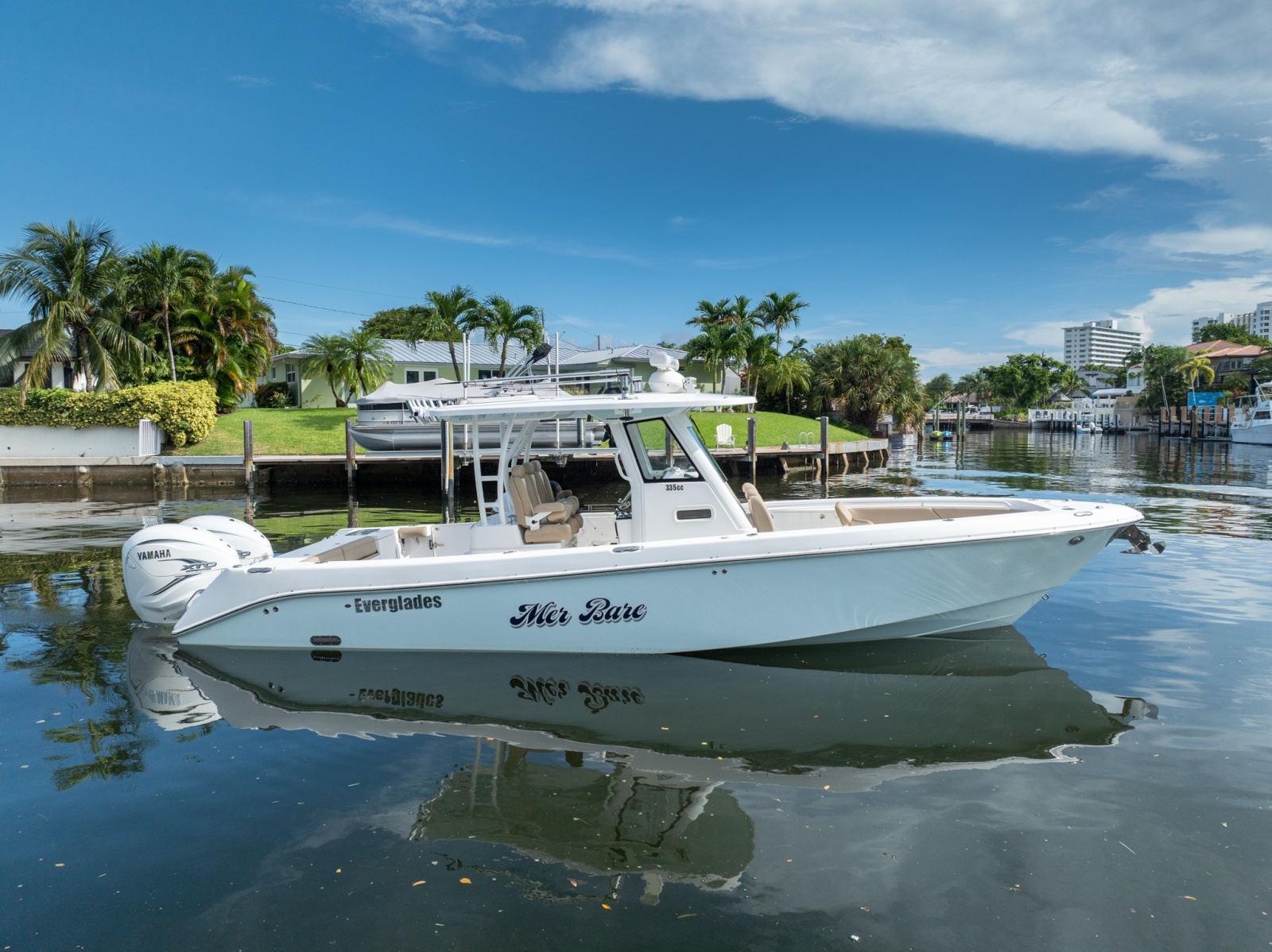 2020 Everglades 355 CC