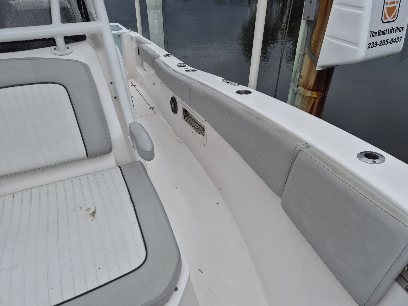 2023 Sea Fox 268 Commander
