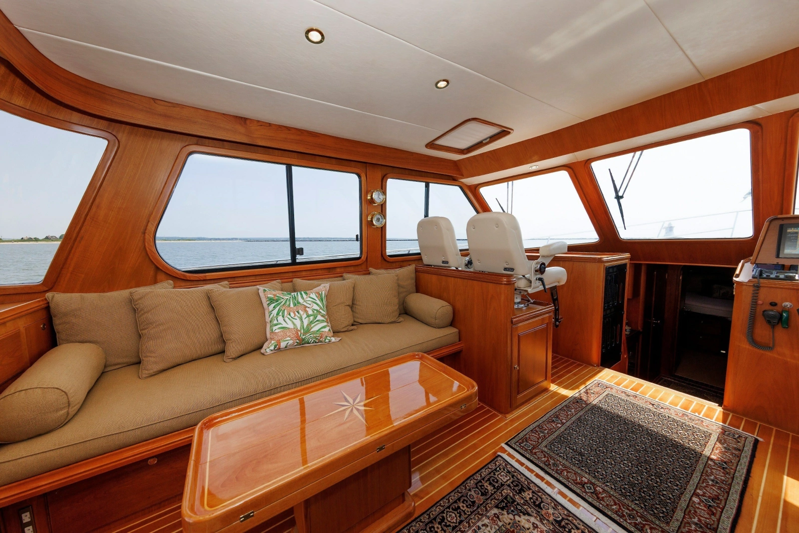 2008 Alden 52 Salon Express