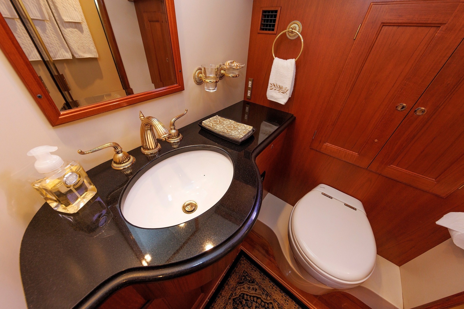 2008 Alden 52 Salon Express