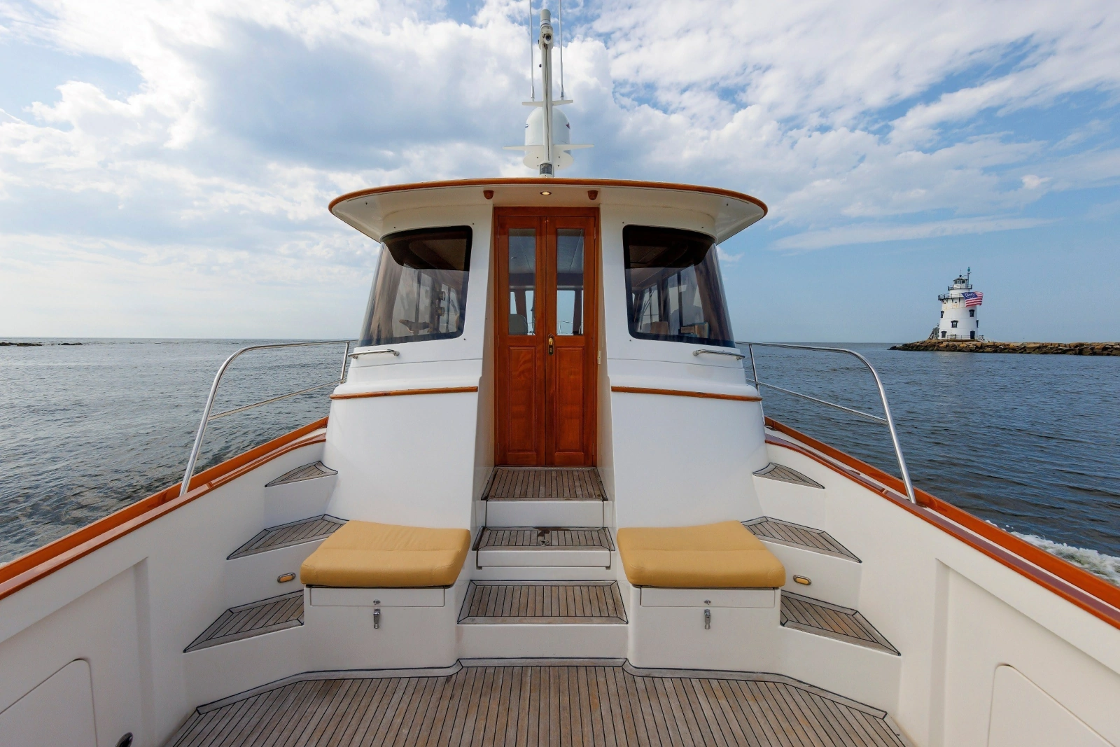 2008 Alden 52 Salon Express