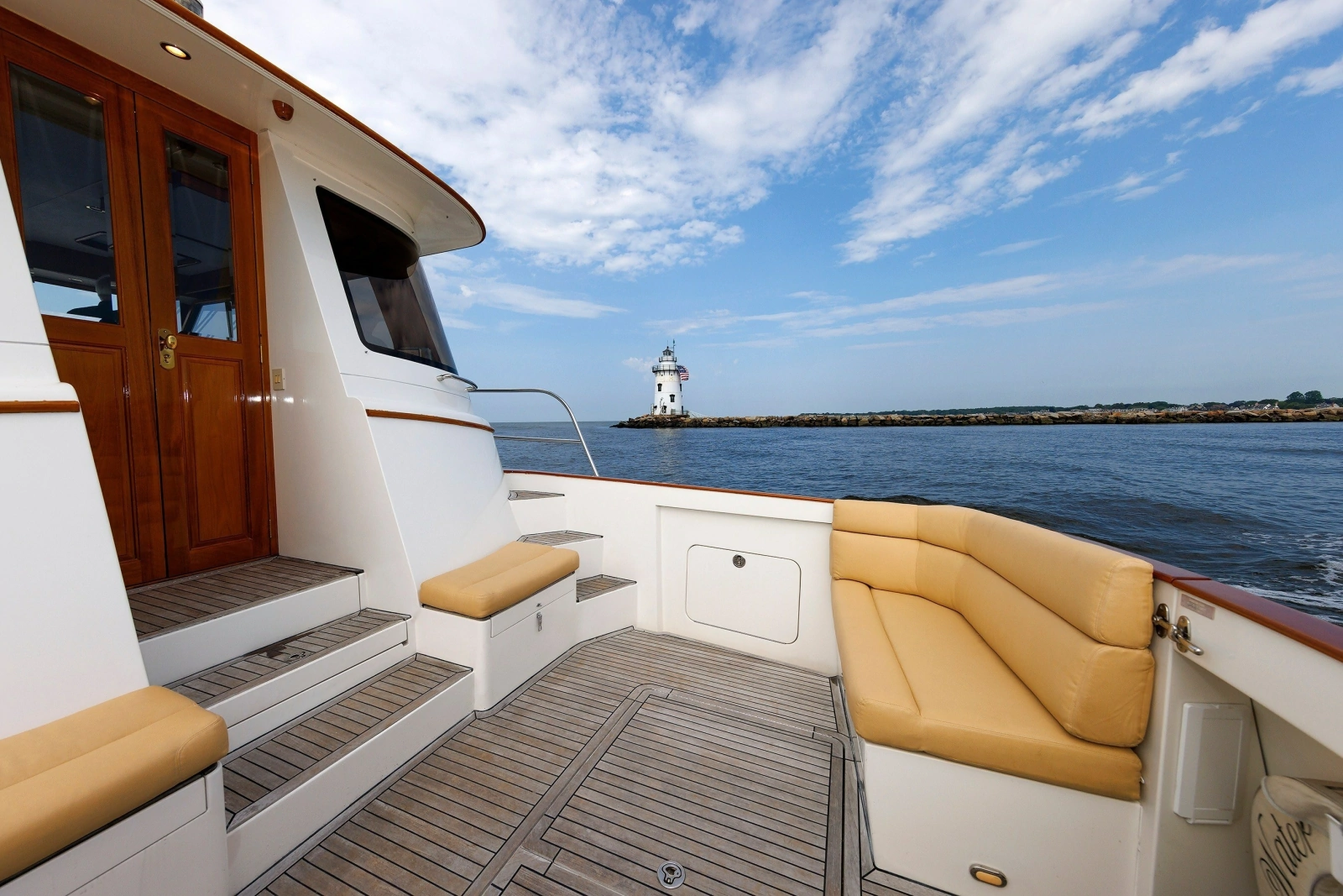 2008 Alden 52 Salon Express