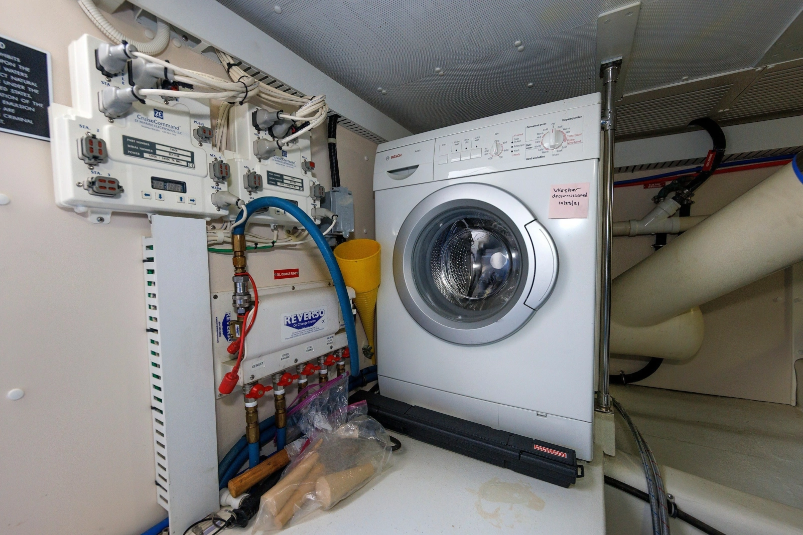2008 Alden 52 Salon Express