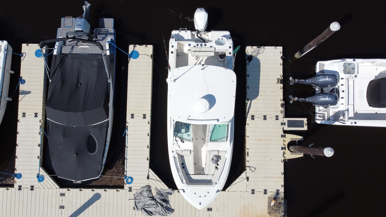 2023 Sailfish 245 DC