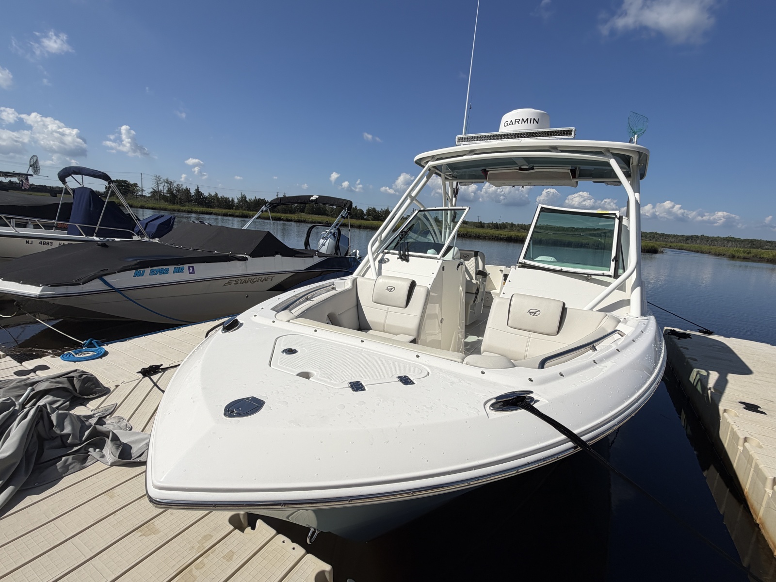 2023 Sailfish 245 DC