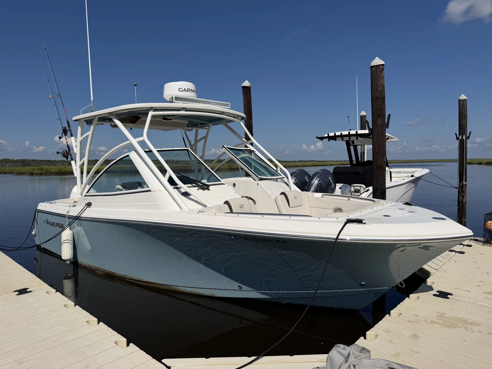 2023 Sailfish 245 DC