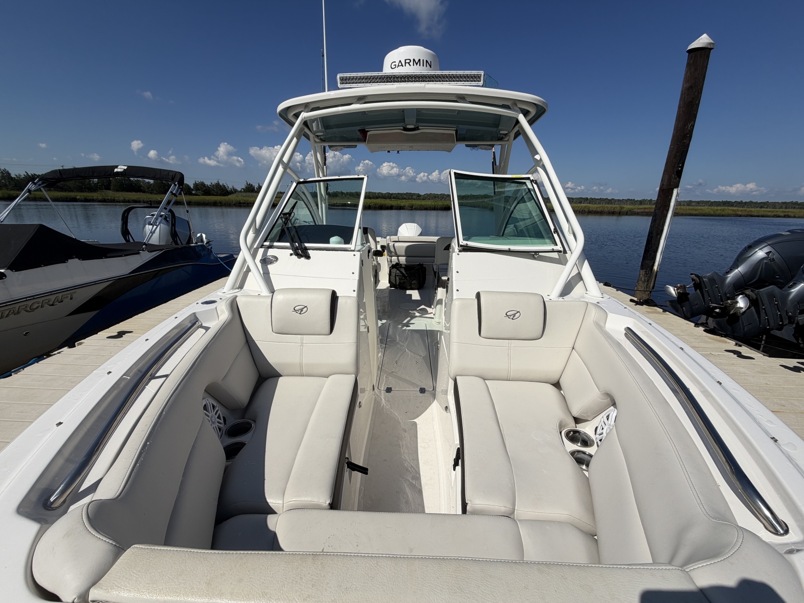 2023 Sailfish 245 DC