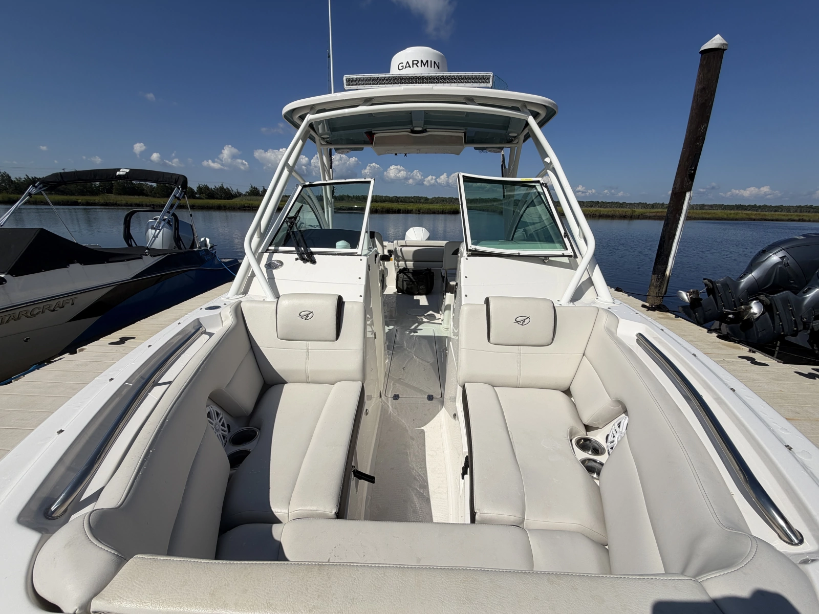 2023 Sailfish 245 DC