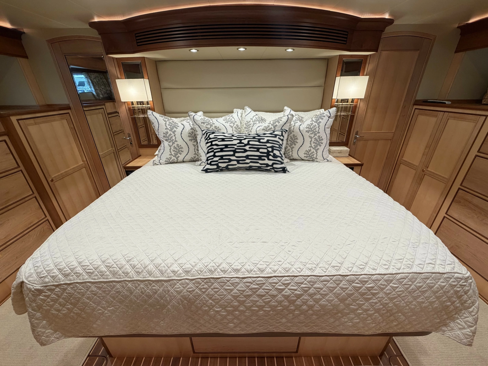 2021 Marlow Explorer 62E