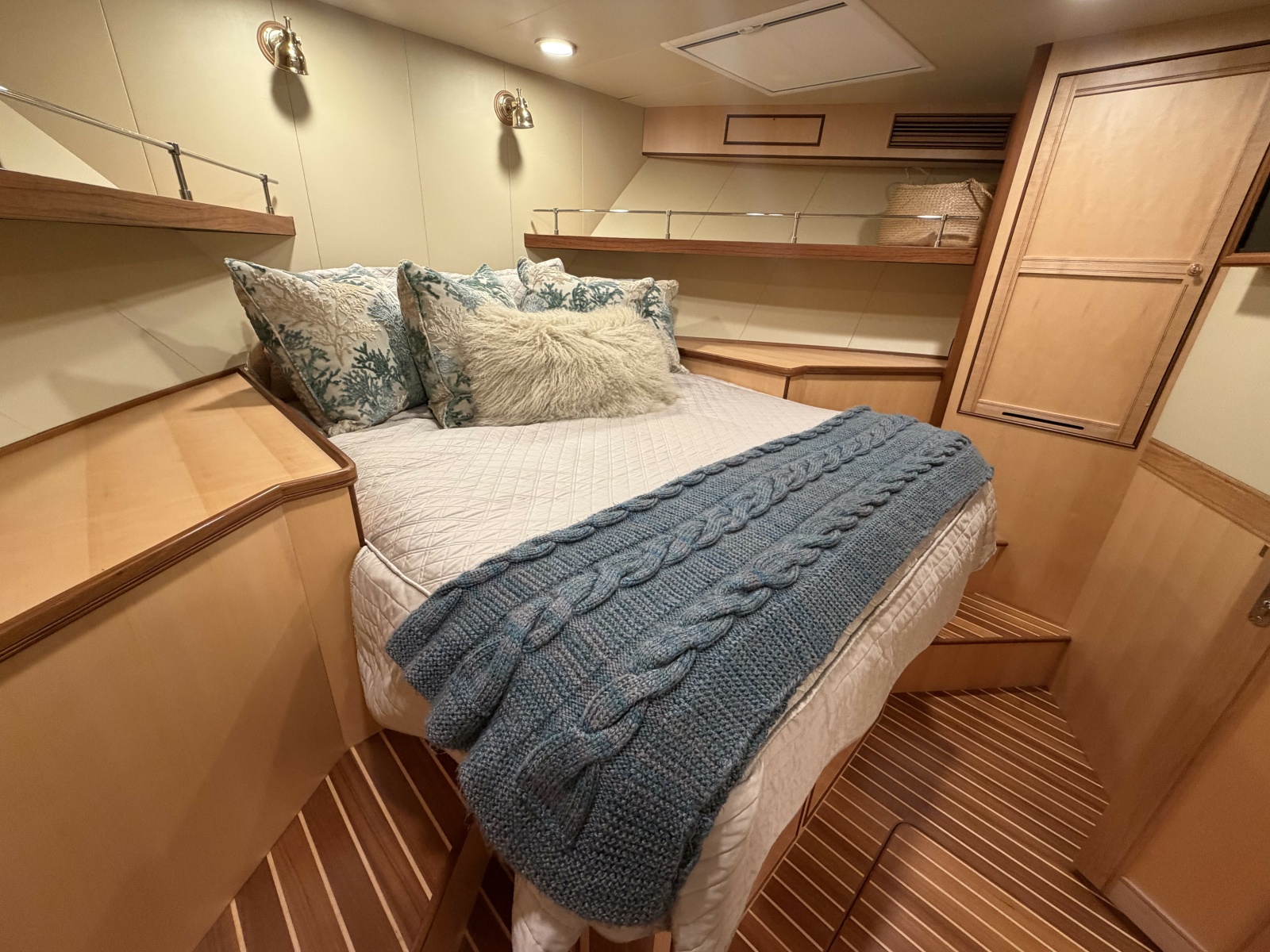2021 Marlow Explorer 62E — JIA