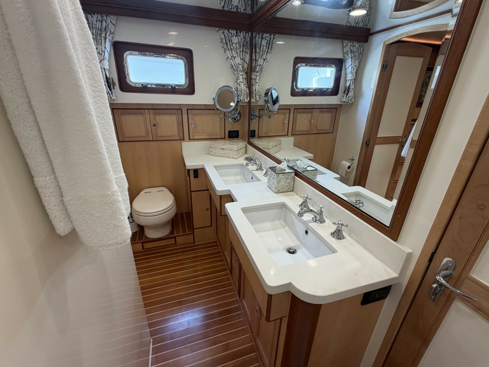 2021 Marlow Explorer 62E — JIA