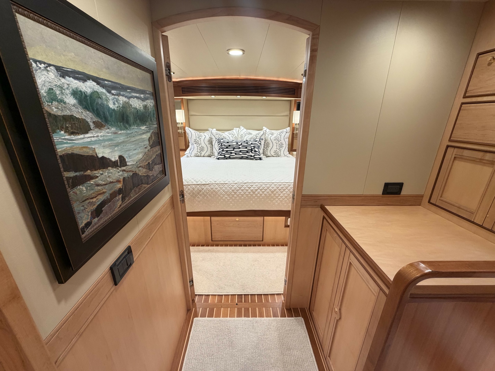 2021 Marlow Explorer 62E — JIA