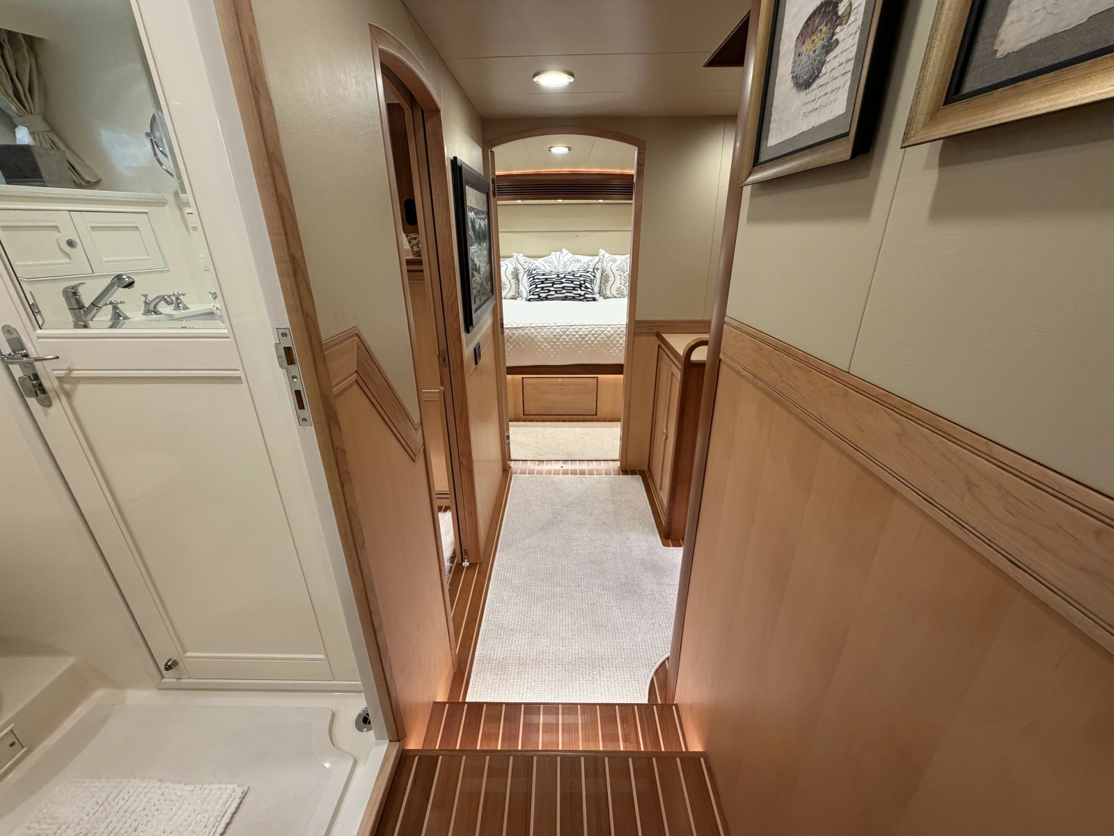 2021 Marlow Explorer 62E