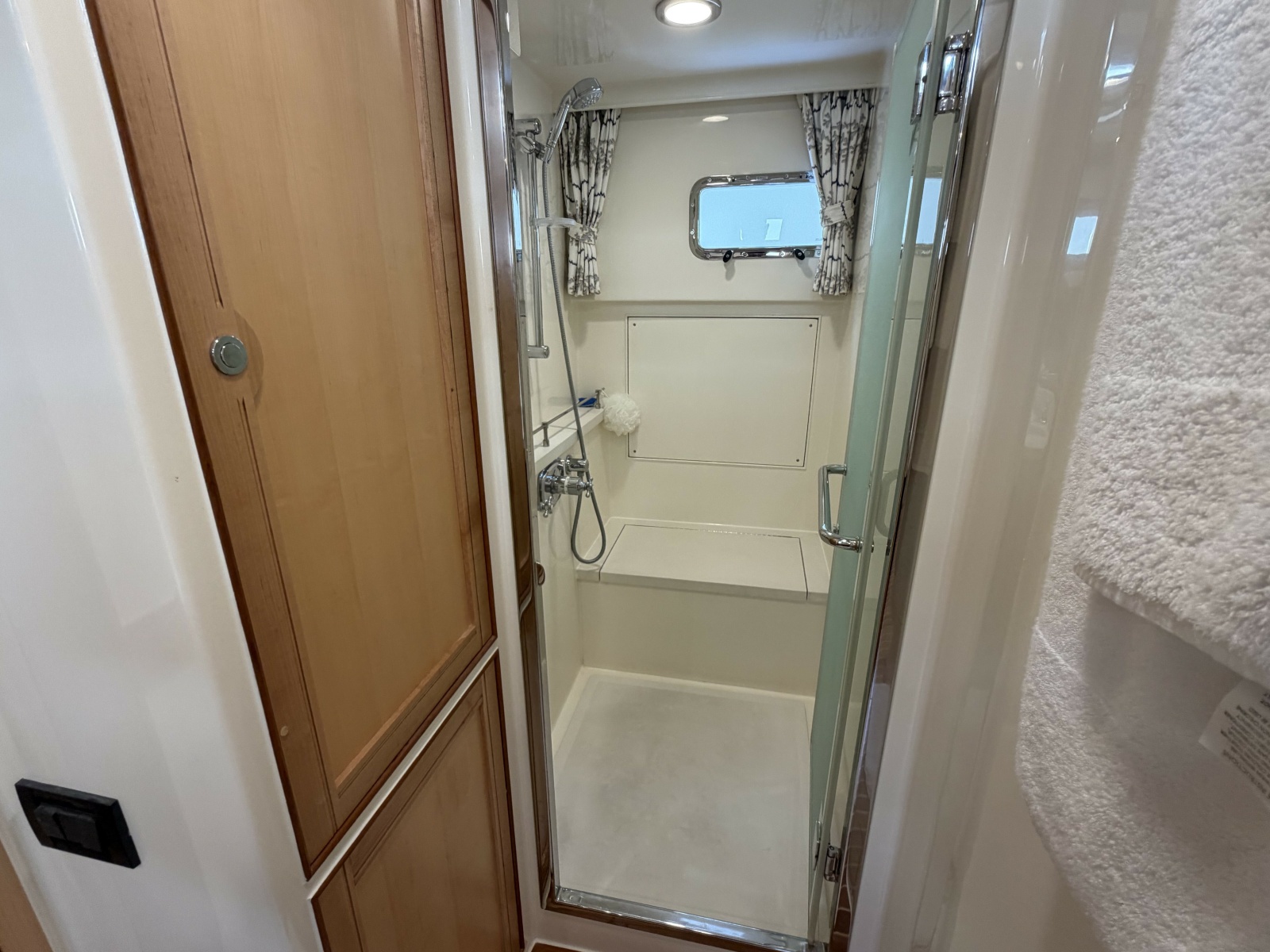 2021 Marlow Explorer 62E — JIA