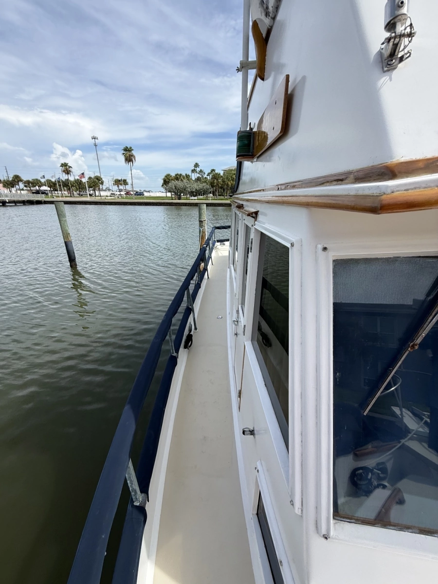 1985 Grand Banks 36 Classic