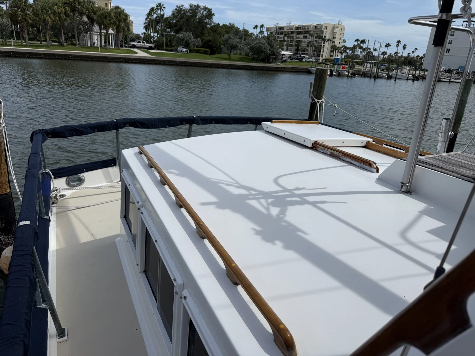 1985 Grand Banks 36 Classic