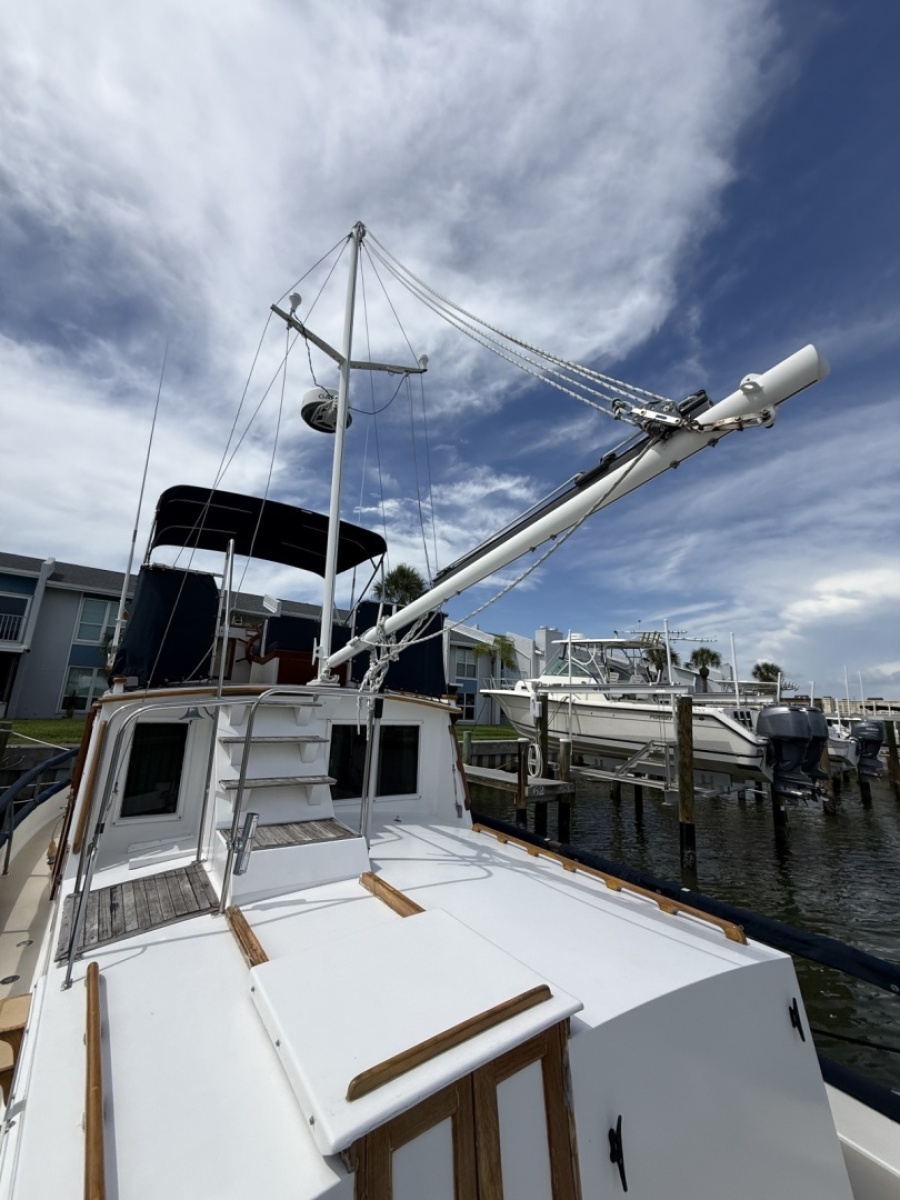 1985 Grand Banks 36 Classic