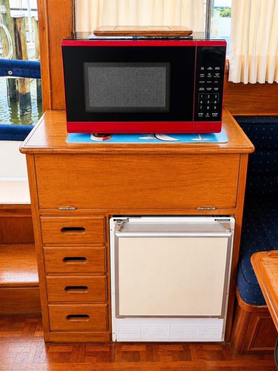 1985 Grand Banks 36 Classic