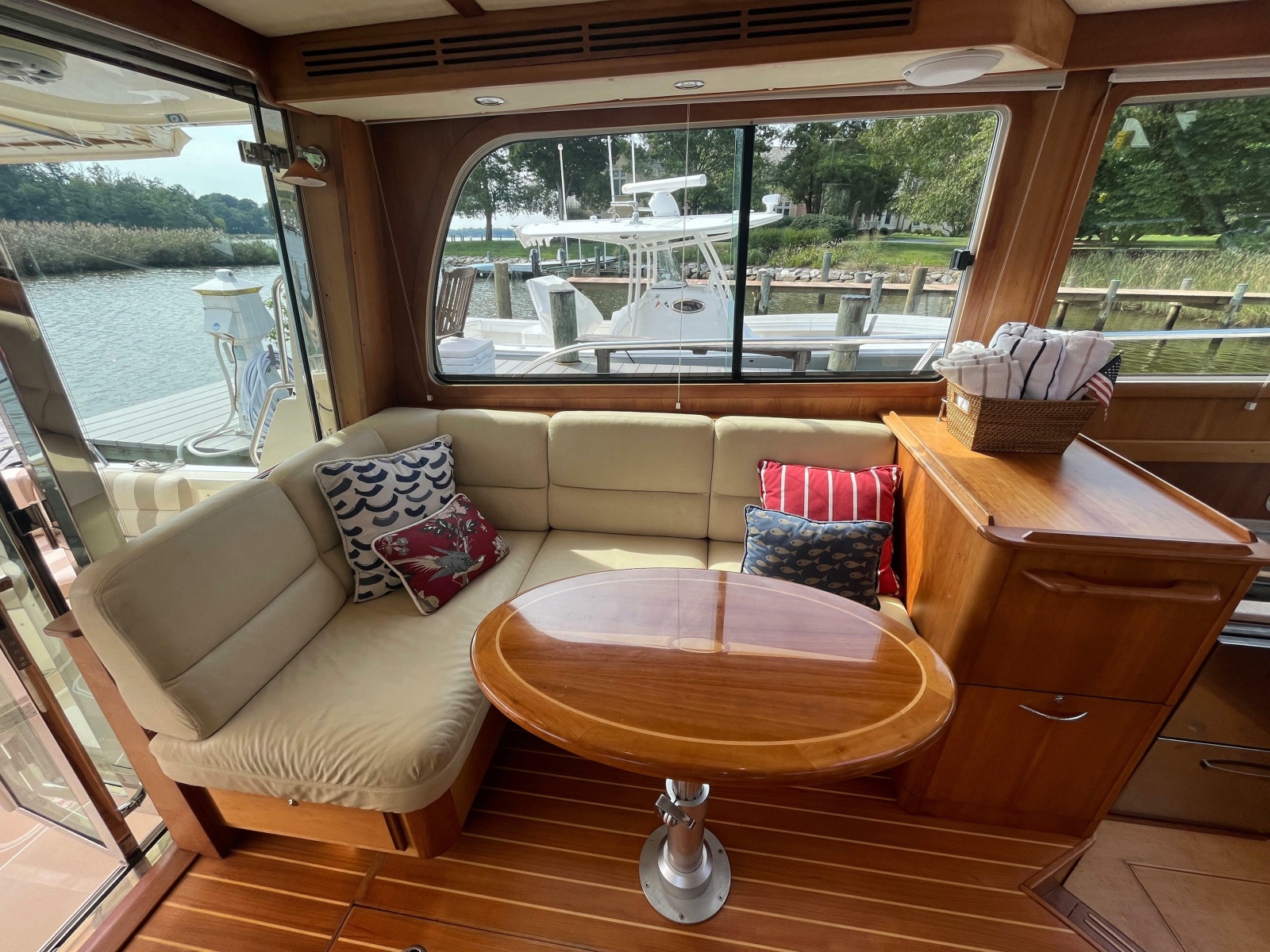 2012 Sabre 42 Salon Express