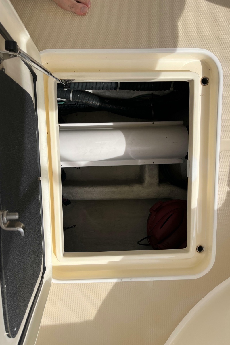 2012 Sabre 42 Salon Express