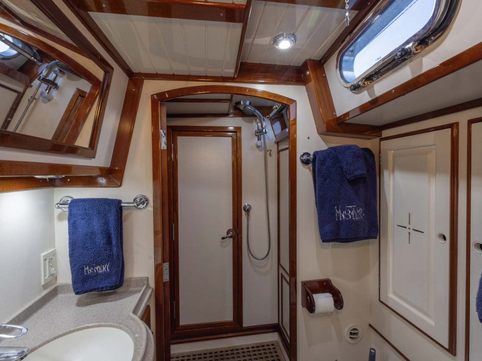 2001 Lyman-Morse Fontaine Custom 63 Pilothouse Sloop